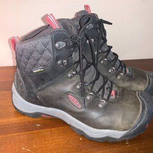KEEN Women's Revel III Ankle Hiking Boot 8